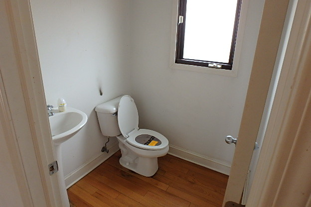 11048 Menard Avenue Chicago Ridge, IL 60415 - Photo 3 of 19
