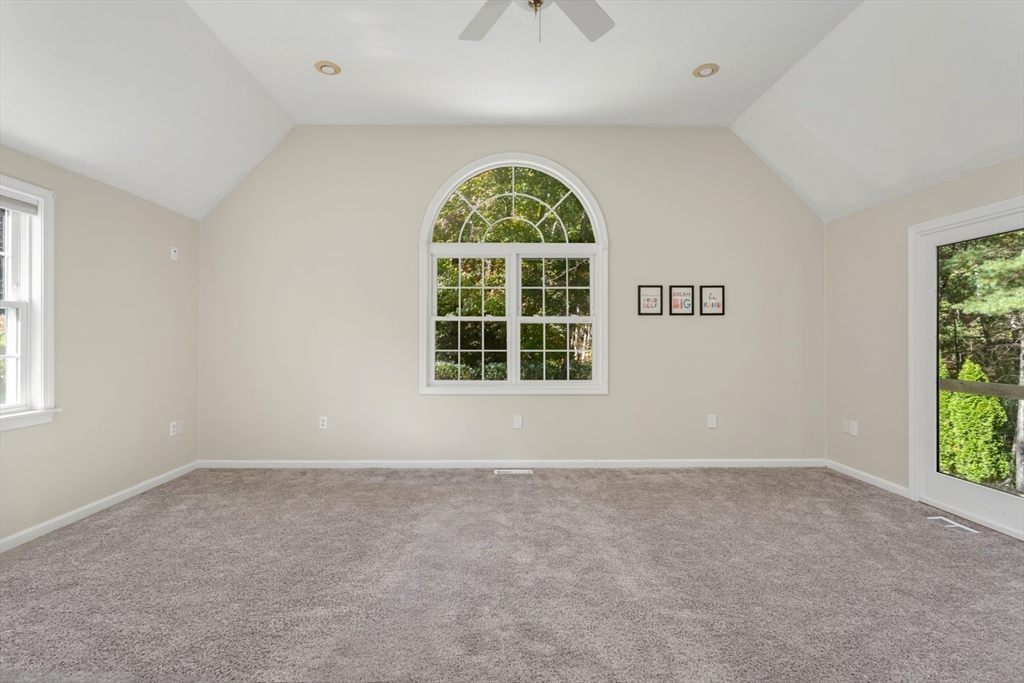 7 Briarwood Road Franklin, MA 02038 - Photo 12 of 41 Gallery Image 12