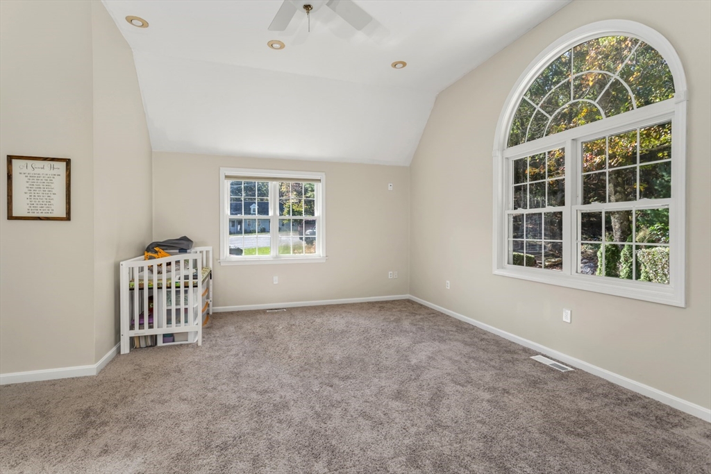 7 Briarwood Road Franklin, MA 02038 - Photo 14 of 41 Gallery Image 14