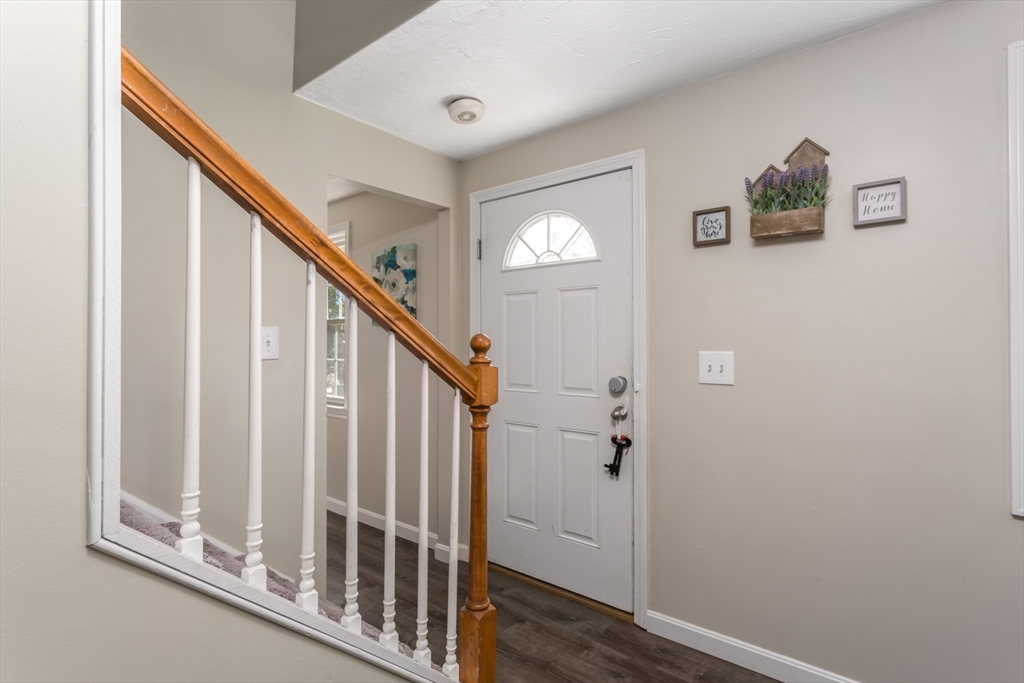 7 Briarwood Road Franklin, MA 02038 - Photo 19 of 41 Gallery Image 19