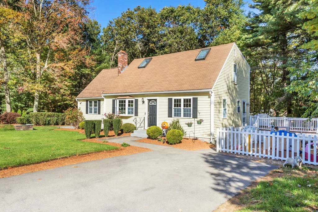 7 Briarwood Road Franklin, MA 02038 - Photo 26 of 41 Gallery Image 26