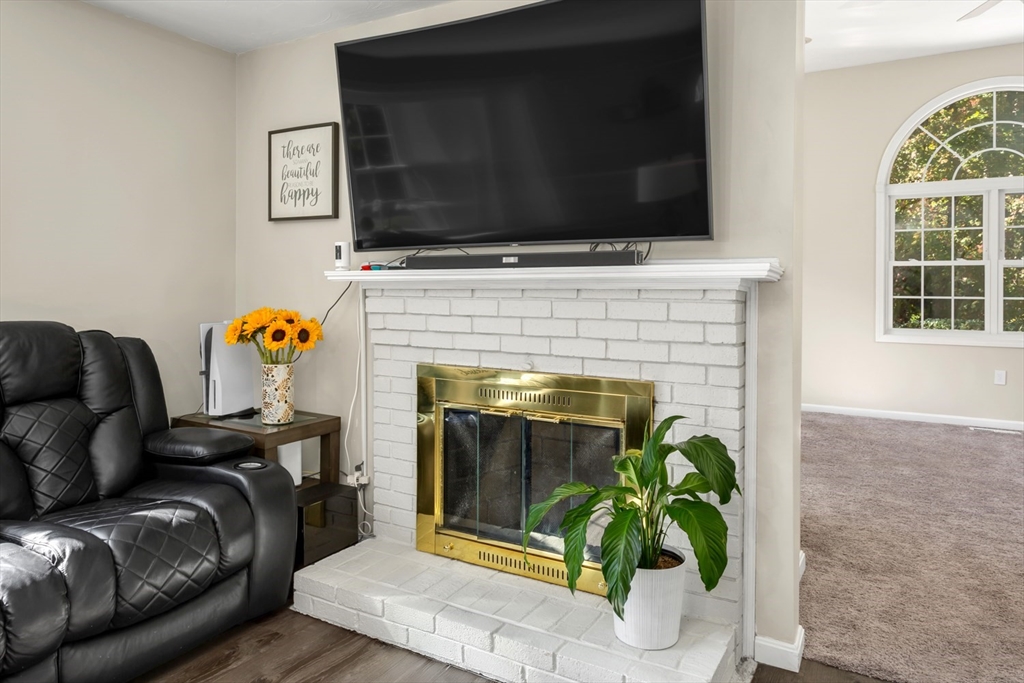 7 Briarwood Road Franklin, MA 02038 - Photo 6 of 41 Gallery Image 6