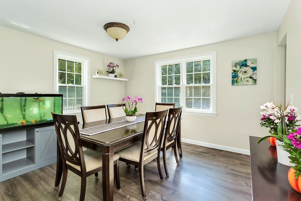 7 Briarwood Road Franklin, MA 02038 - Photo 8 of 41 Gallery Image 8