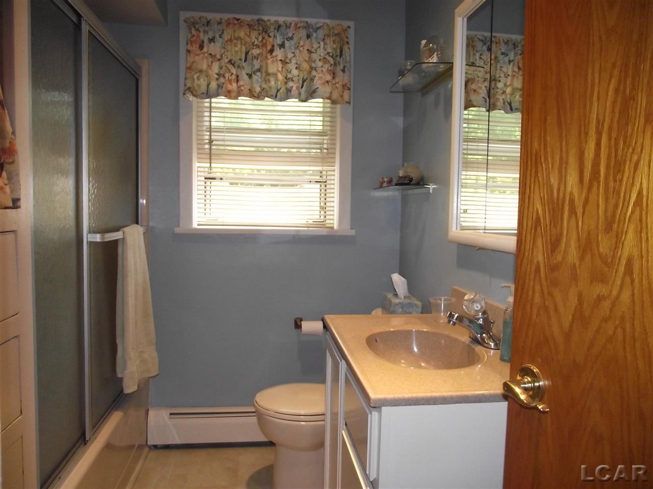 2379 Airport Road Adrian, MI 49221 - Photo 8 of 20 First Floor Bath