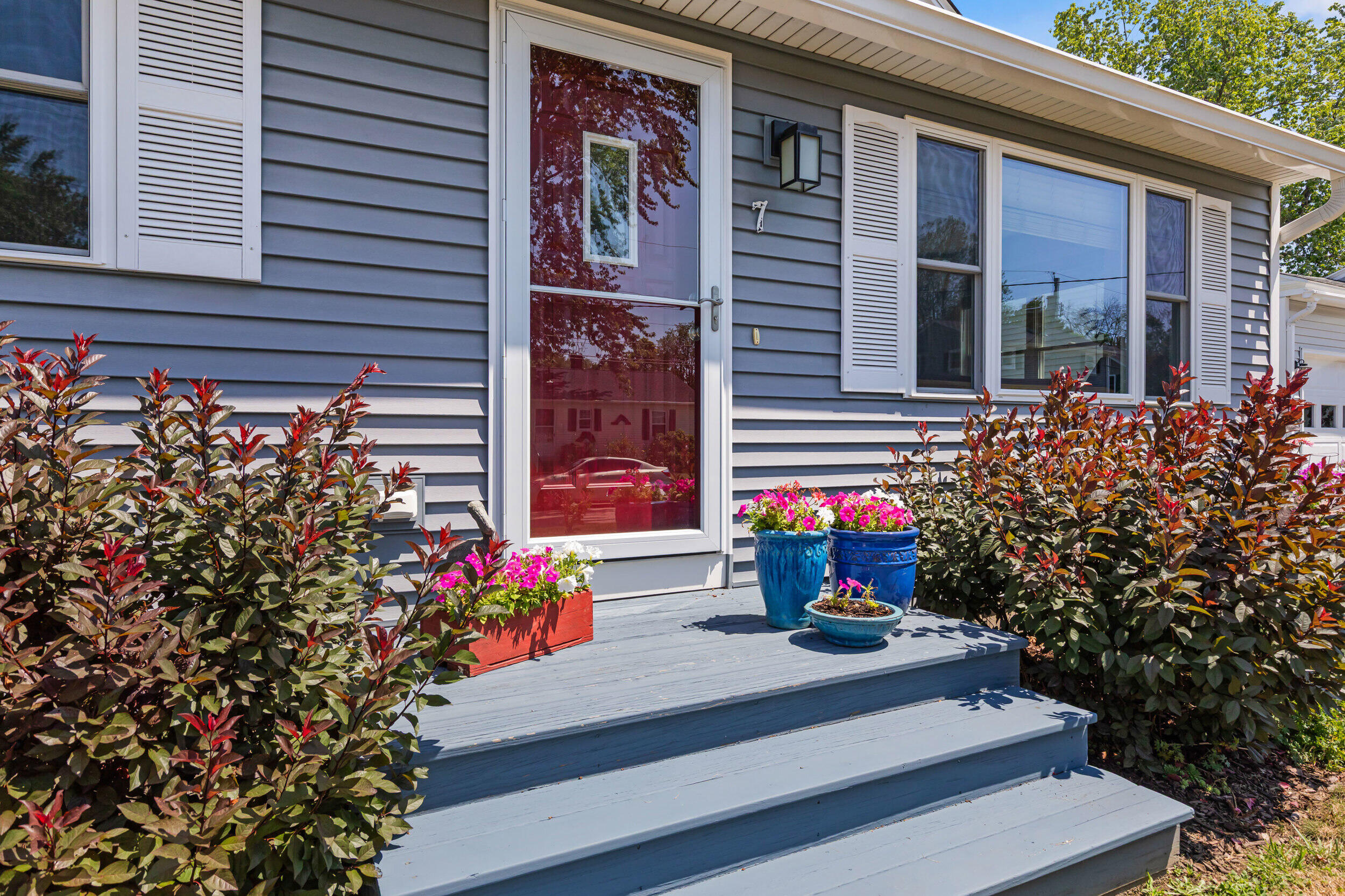 7 Willett Street Biddeford, ME 04005 - Photo 4 of 32 Front Door