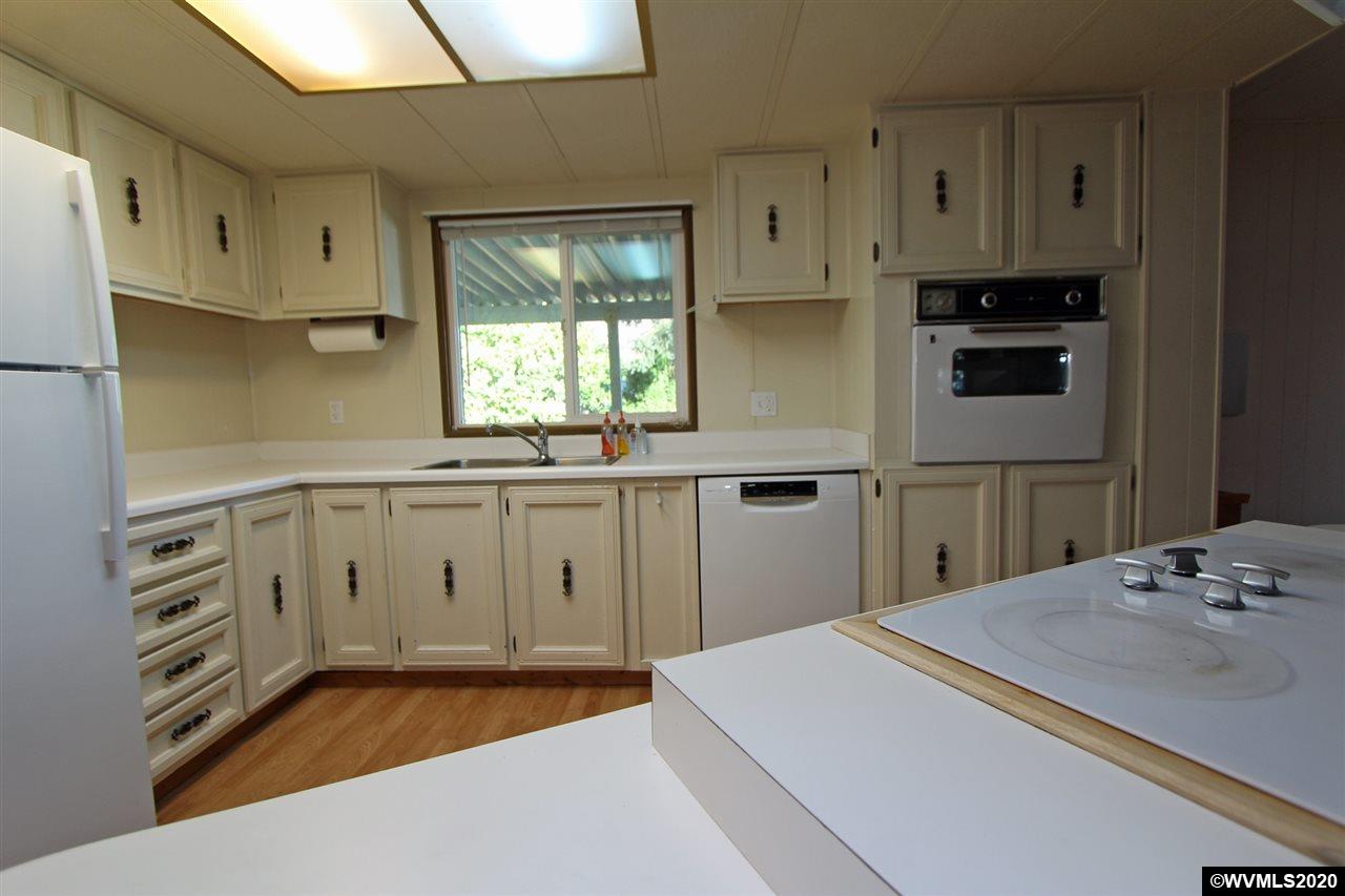 33125 White Oak Road, Unit 4 Corvallis, OR 97333 - Photo 19 of 37 Gallery Image 19