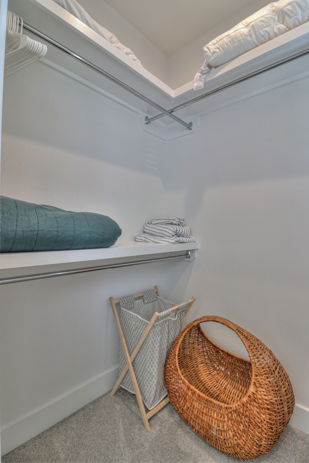 500 Creative Way, Unit 4 Madison, TN 37115 - Photo 20 of 38 a view of a room with racks on the wall