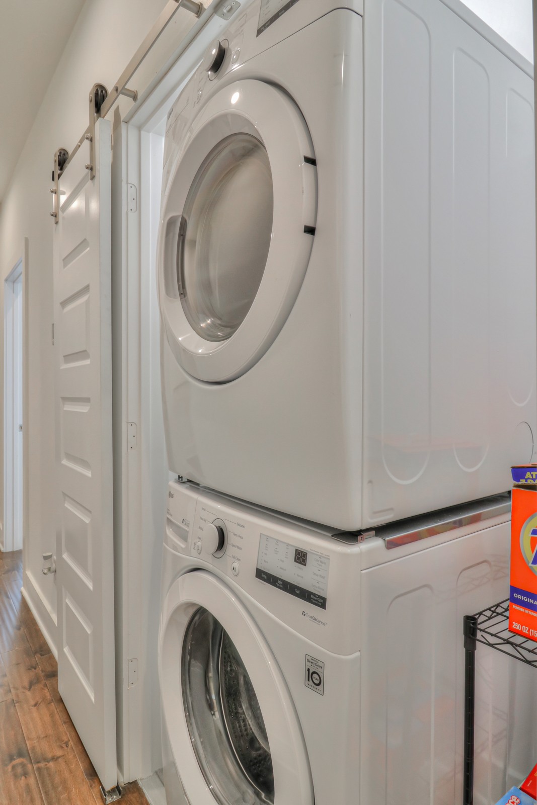 500 Creative Way, Unit 4 Madison, TN 37115 - Photo 27 of 38 a utility room with dryer and washer
