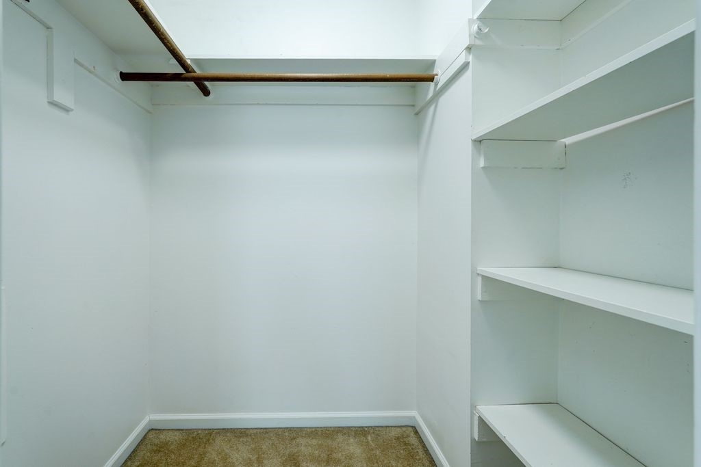 44 Latchmere Drive Victor, NY 14564 - Photo 36 of 50 BEDROOM #4 WALK IN CLOSET.