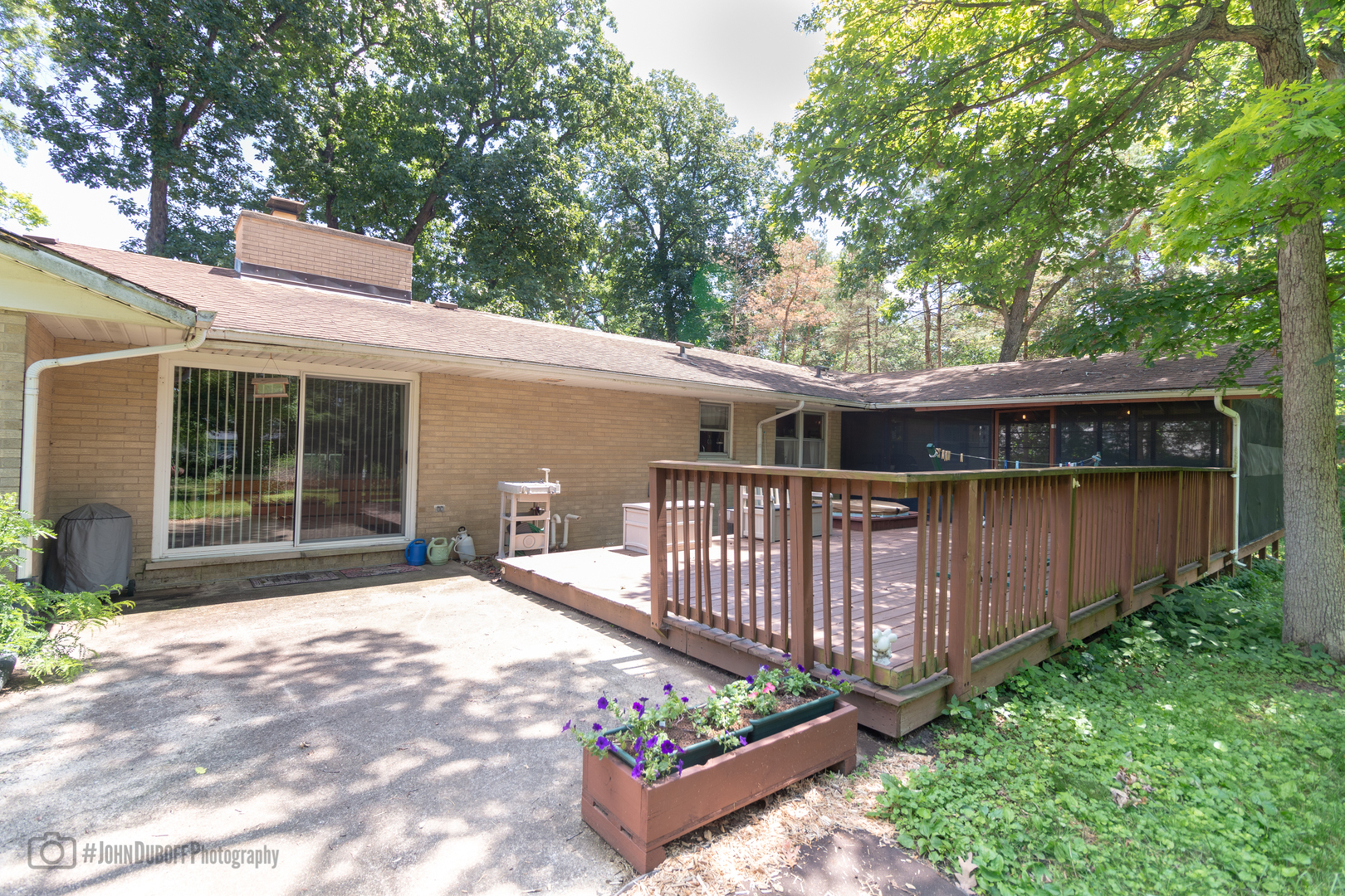 809 Hickory Road Woodstock, IL 60098 - Photo 28 of 30