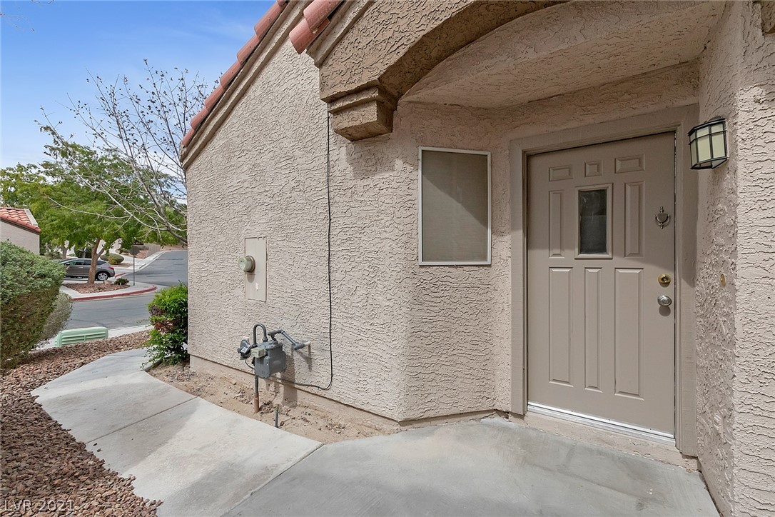 520 Sutters Mill Road Henderson, NV 89014 - Photo 2 of 20
