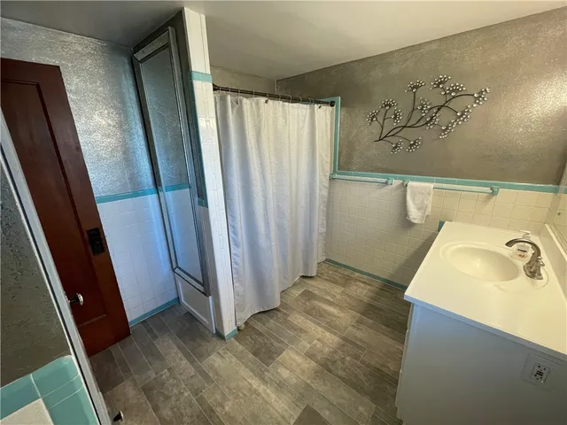 $2,000 | 77 Aragon Avenue, Irondequoit, NY 14622