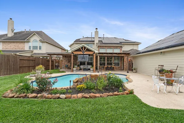 $524,000 | 19015 Rustling Ridge Drive, Tomball, TX 77377