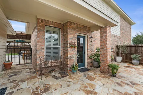 $539,000 | 19015 Rustling Ridge Drive, Tomball, TX 77377