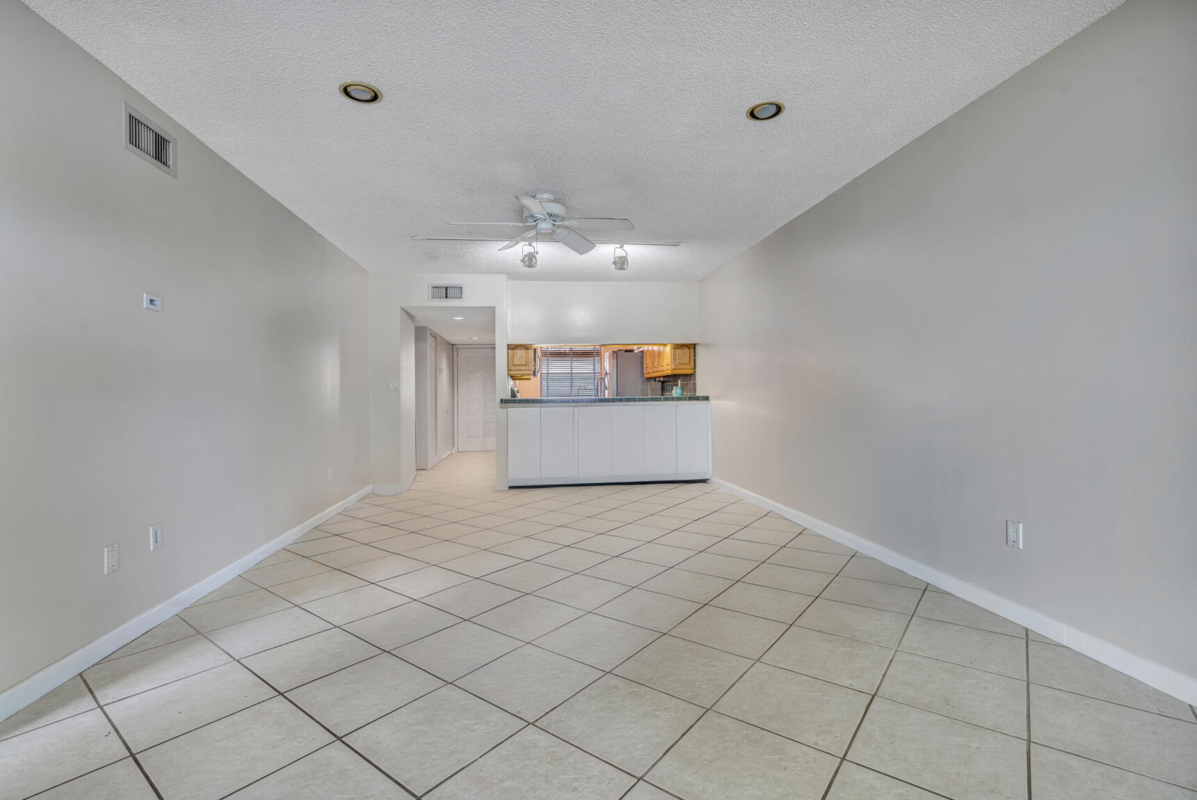 9738 West McNab Road, Unit 210 Tamarac, FL 33321 - Photo 8 of 33 DSC02437 copy