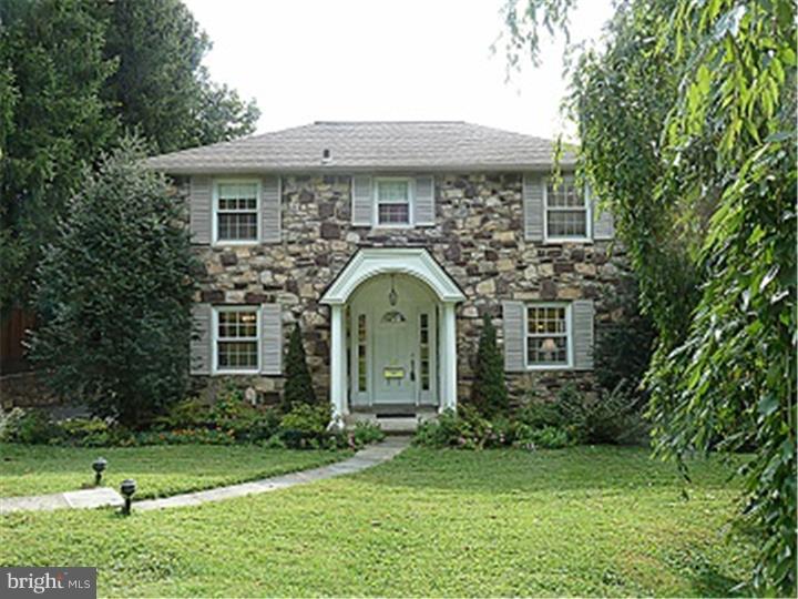 22 Briar Road Wayne, PA 19087 - Photo 1 of 25