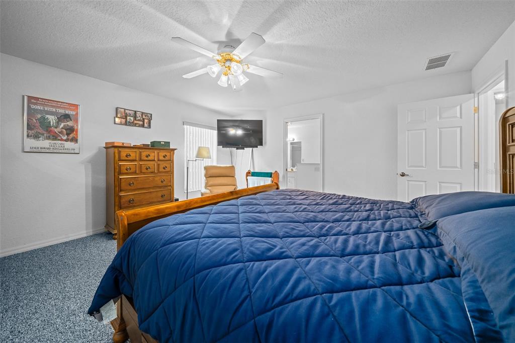13027 Northeast 7th Loop Silver Springs, FL 34488 - Photo 19 of 55