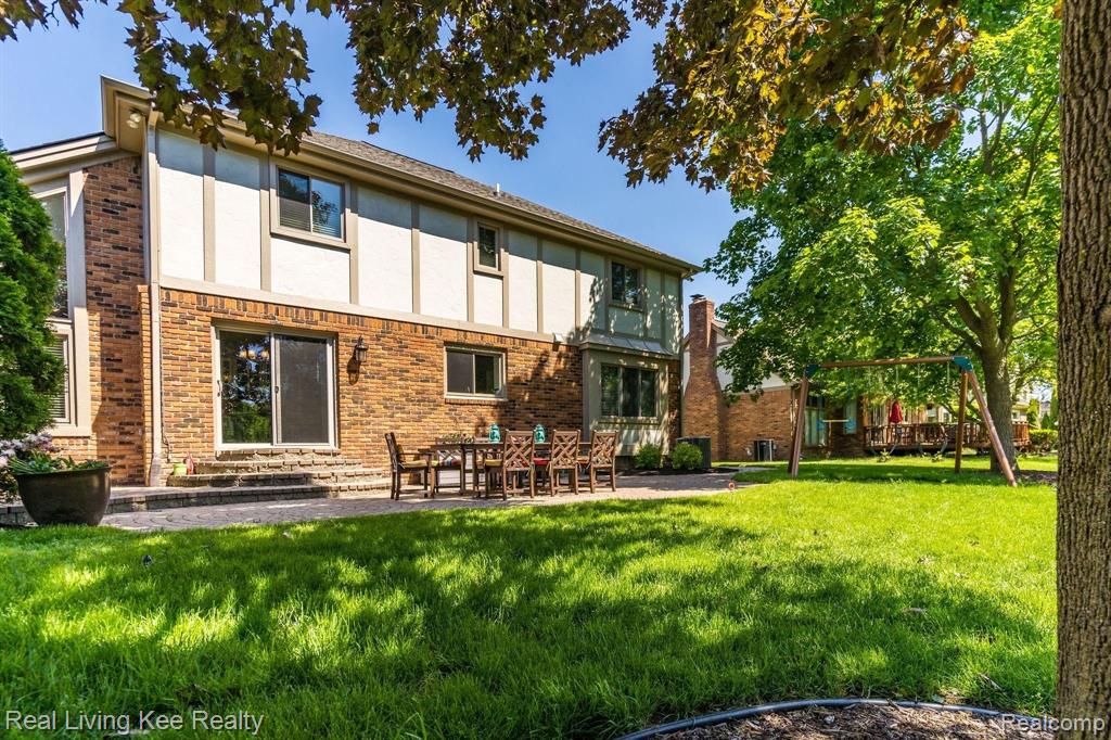 1730 Jason Circle Rochester Hills, MI 48306 - Photo 29 of 31