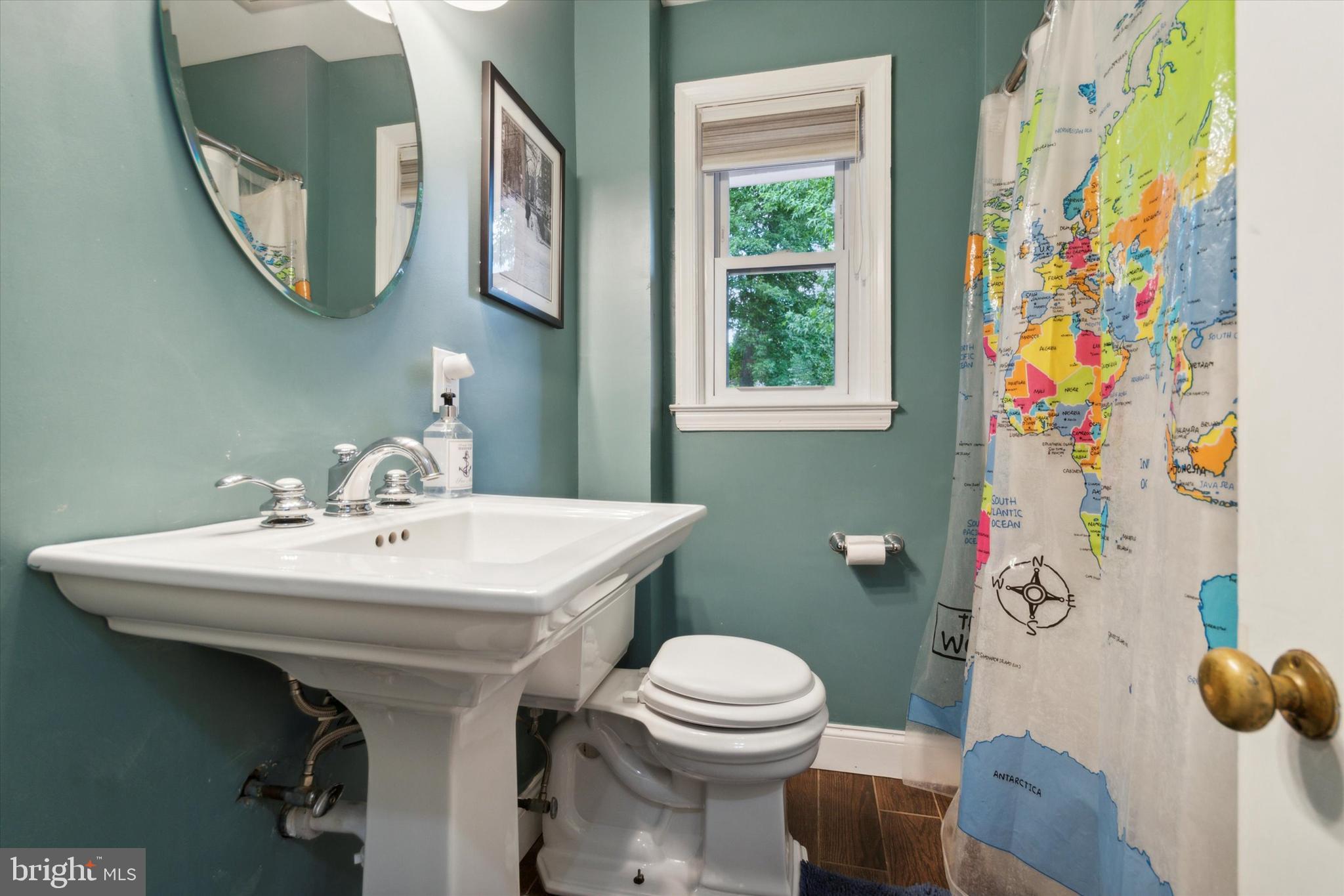 481 Harwicke Road Springfield, PA 19064 - Photo 13 of 25 First Floor full bathroom