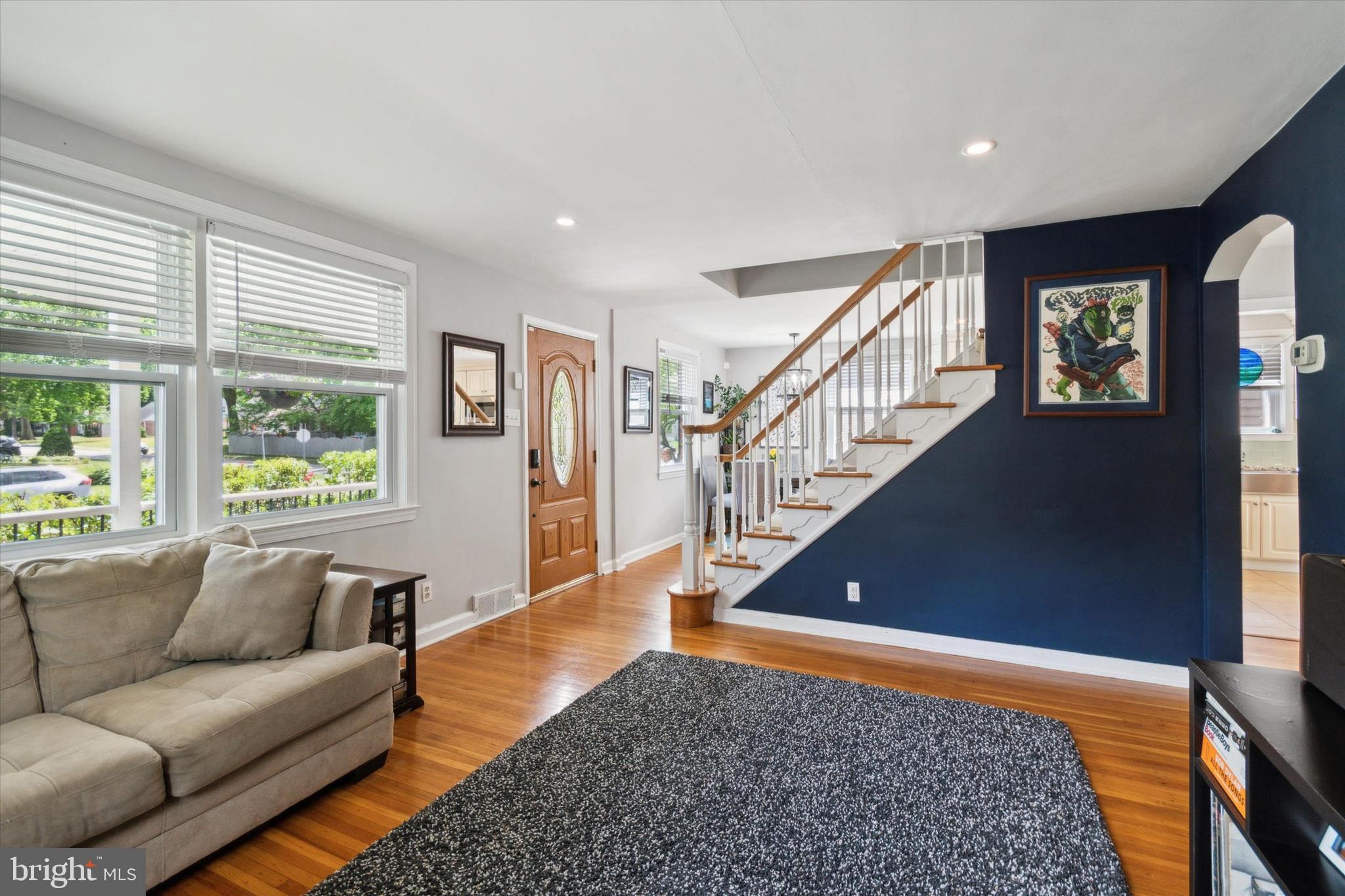481 Harwicke Road Springfield, PA 19064 - Photo 4 of 25