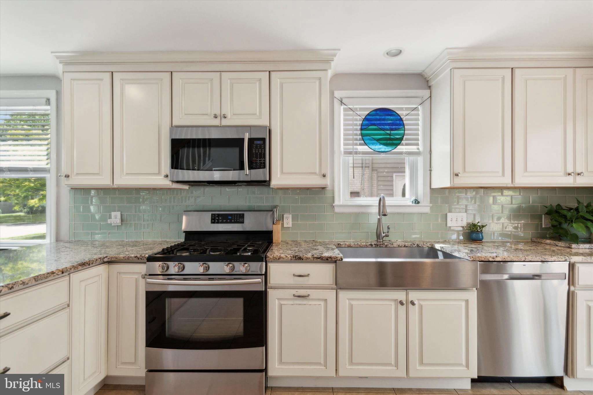 481 Harwicke Road Springfield, PA 19064 - Photo 9 of 25
