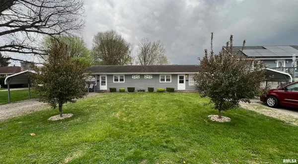$115,000 | 1707 Pekin Street, Lincoln, IL 62656