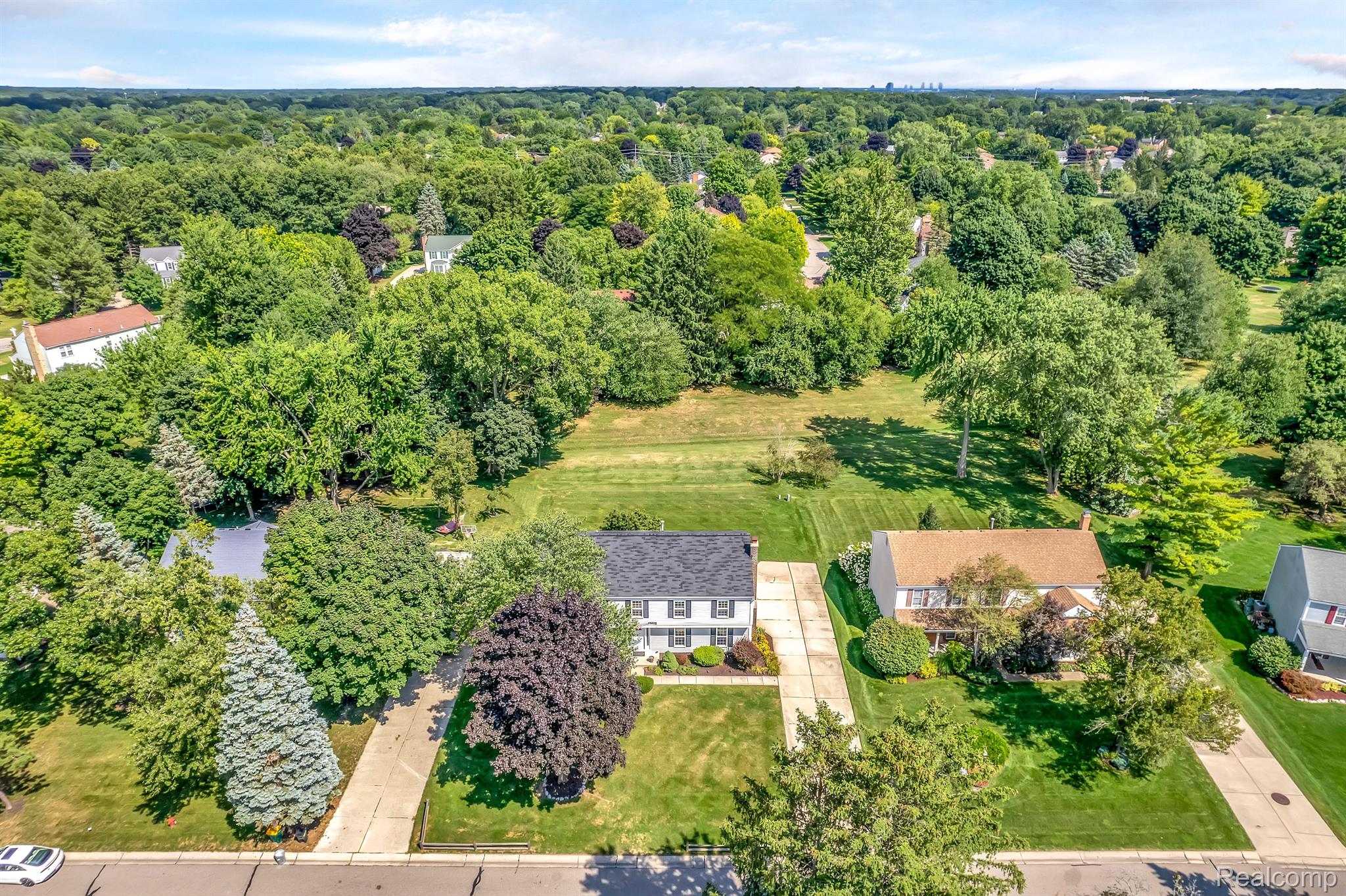 35851 Fredericksburg Road Farmington, MI 48331 - Photo 41 of 61 Gallery Image 41