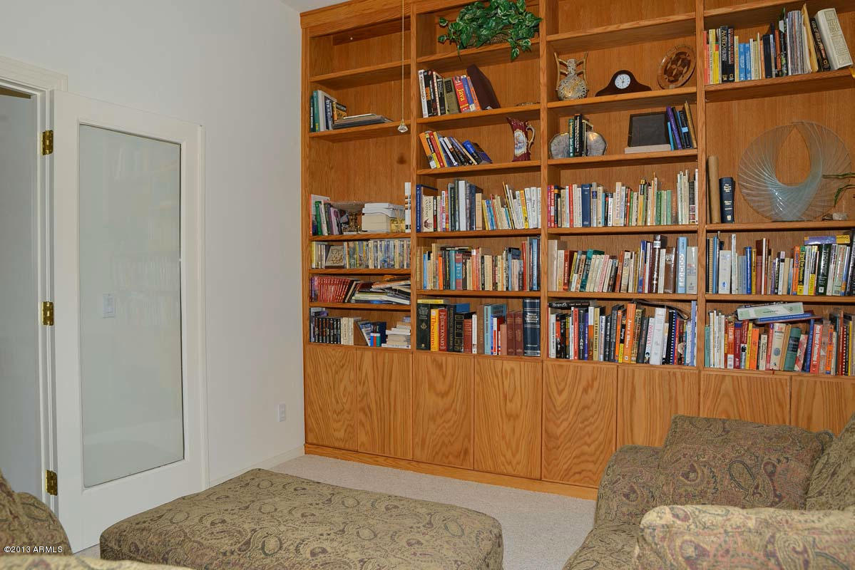 515 East Quartz Rock Road Phoenix, AZ 85085 - Photo 23 of 84 Den-Library2