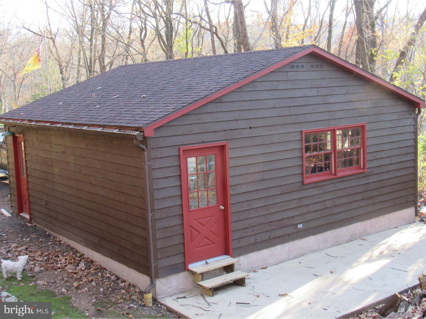 241 Old State Road Boyertown, PA 19512 - Photo 18 of 24 Garage