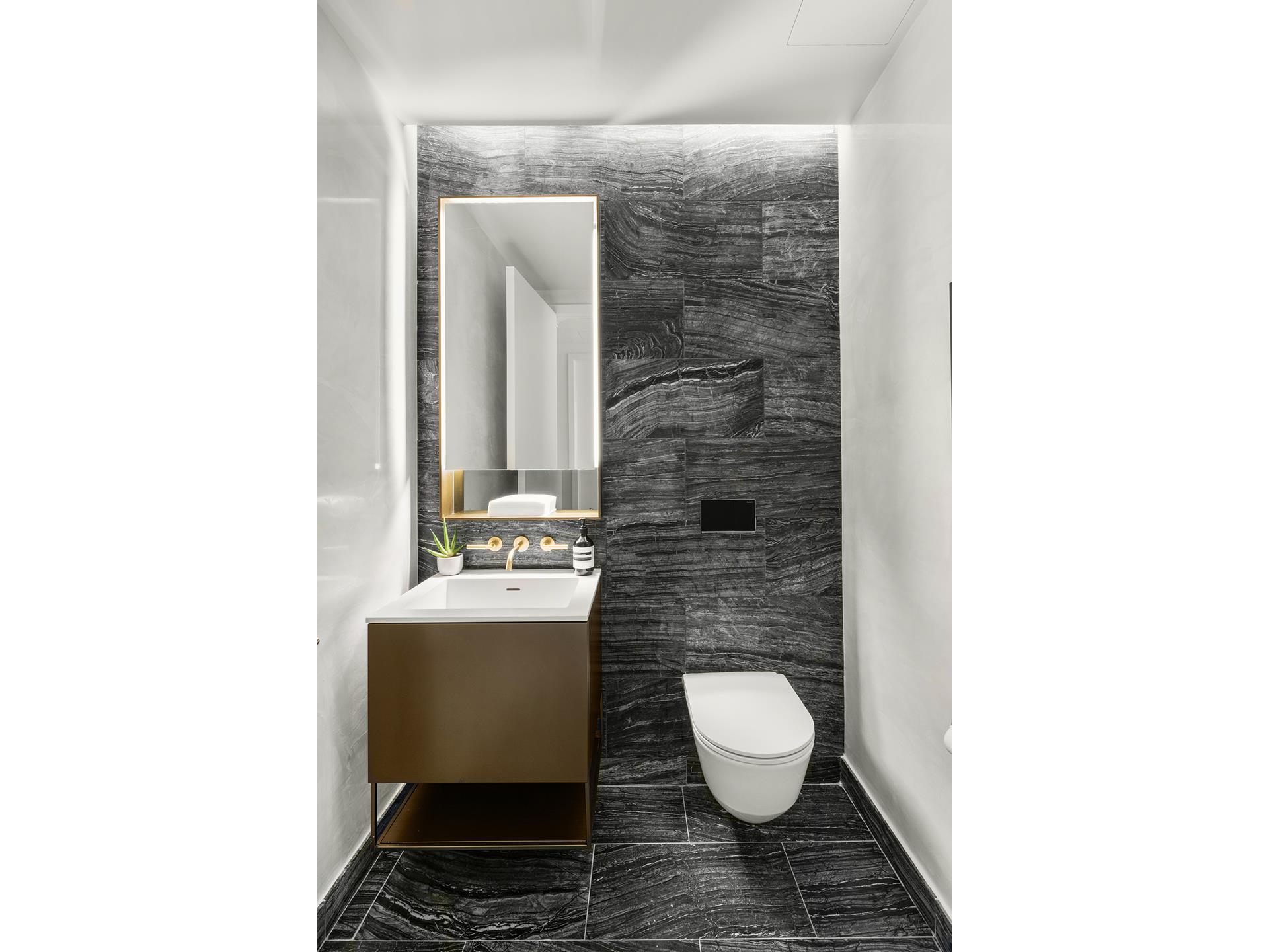 215 West 28th Street, Unit 17C Manhattan, NY 10001 - Photo 14 of 37