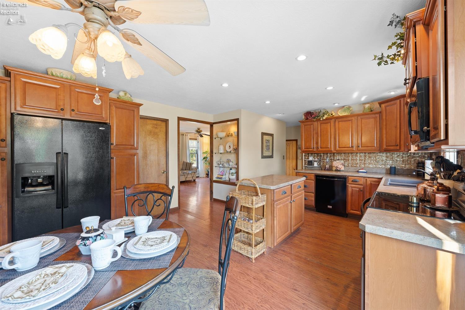 7007 West River Road Vermilion, OH 44089 - Photo 15 of 40 Gallery Image 15