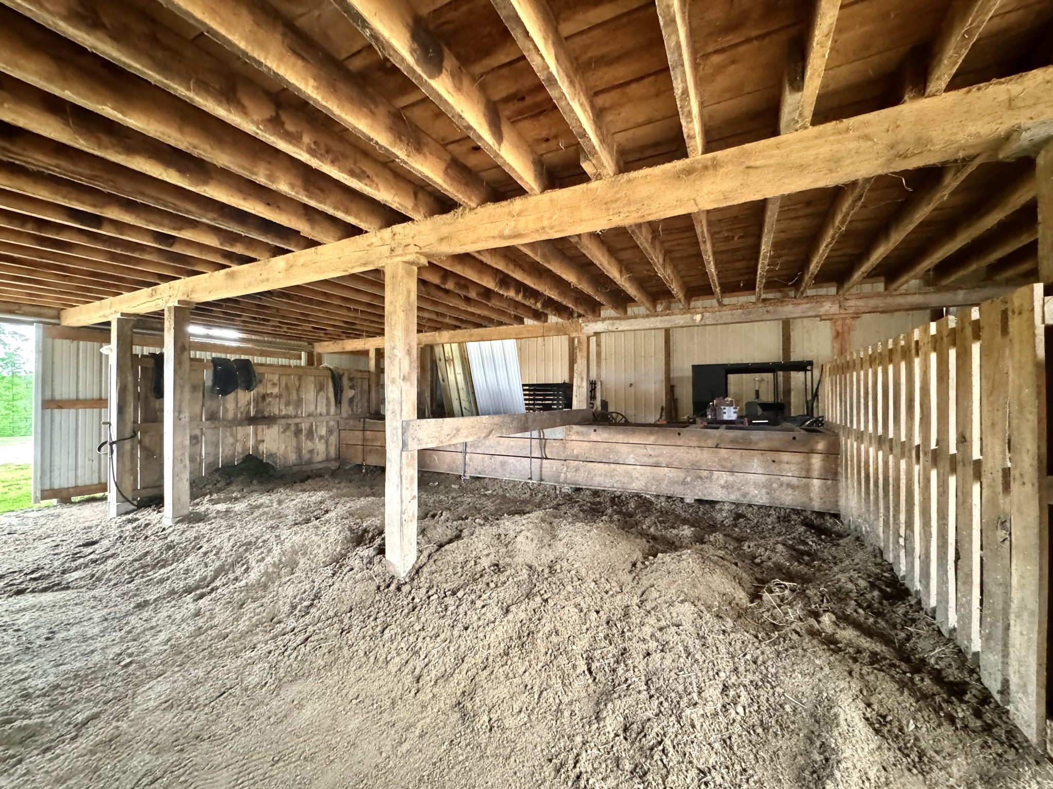 1818 Linville Road Lawrenceburg, TN 38464 - Photo 16 of 69 Gallery Image 16