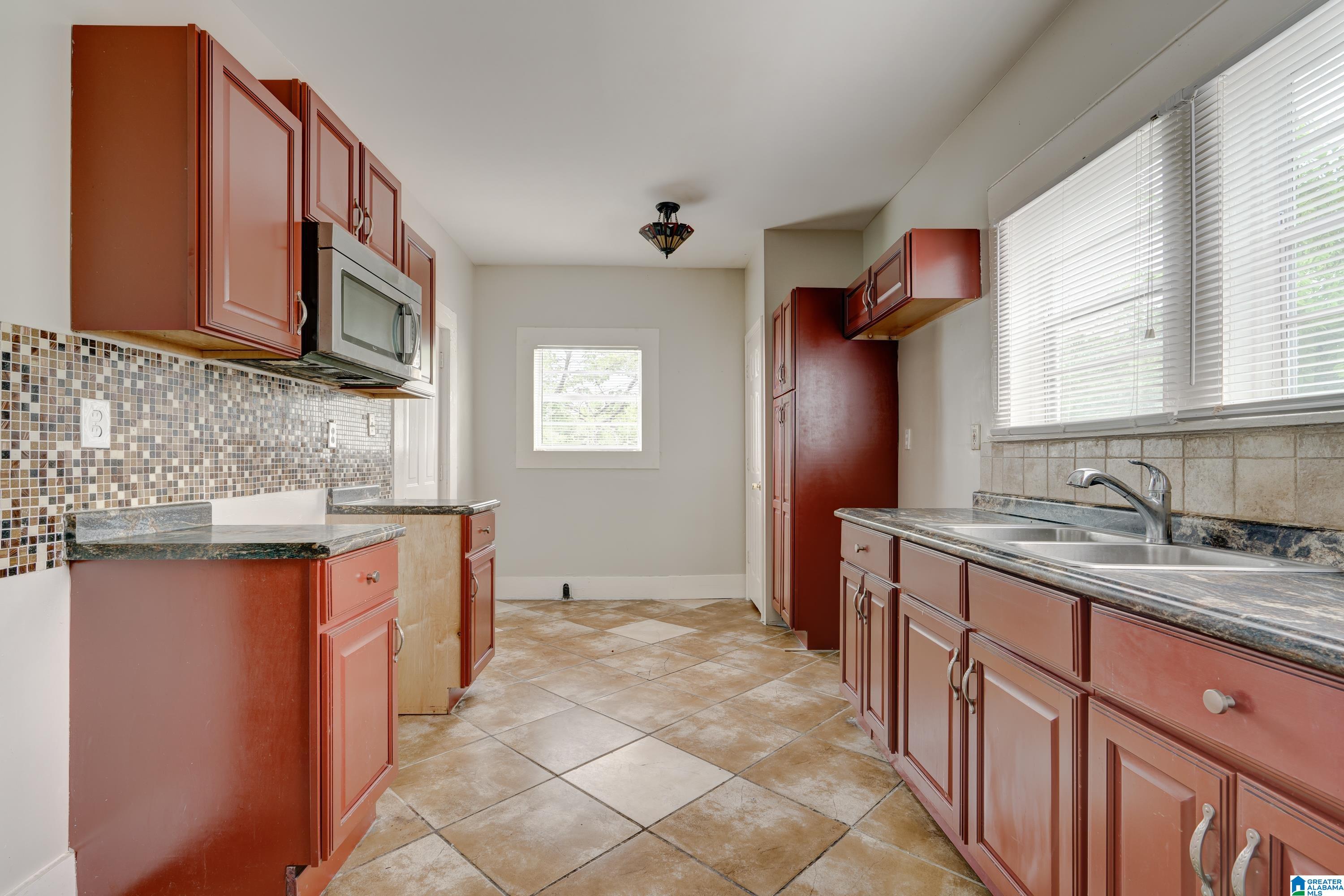 650 Maple Street Fairfield, AL 35064 - Photo 13 of 25 Gallery Image 13