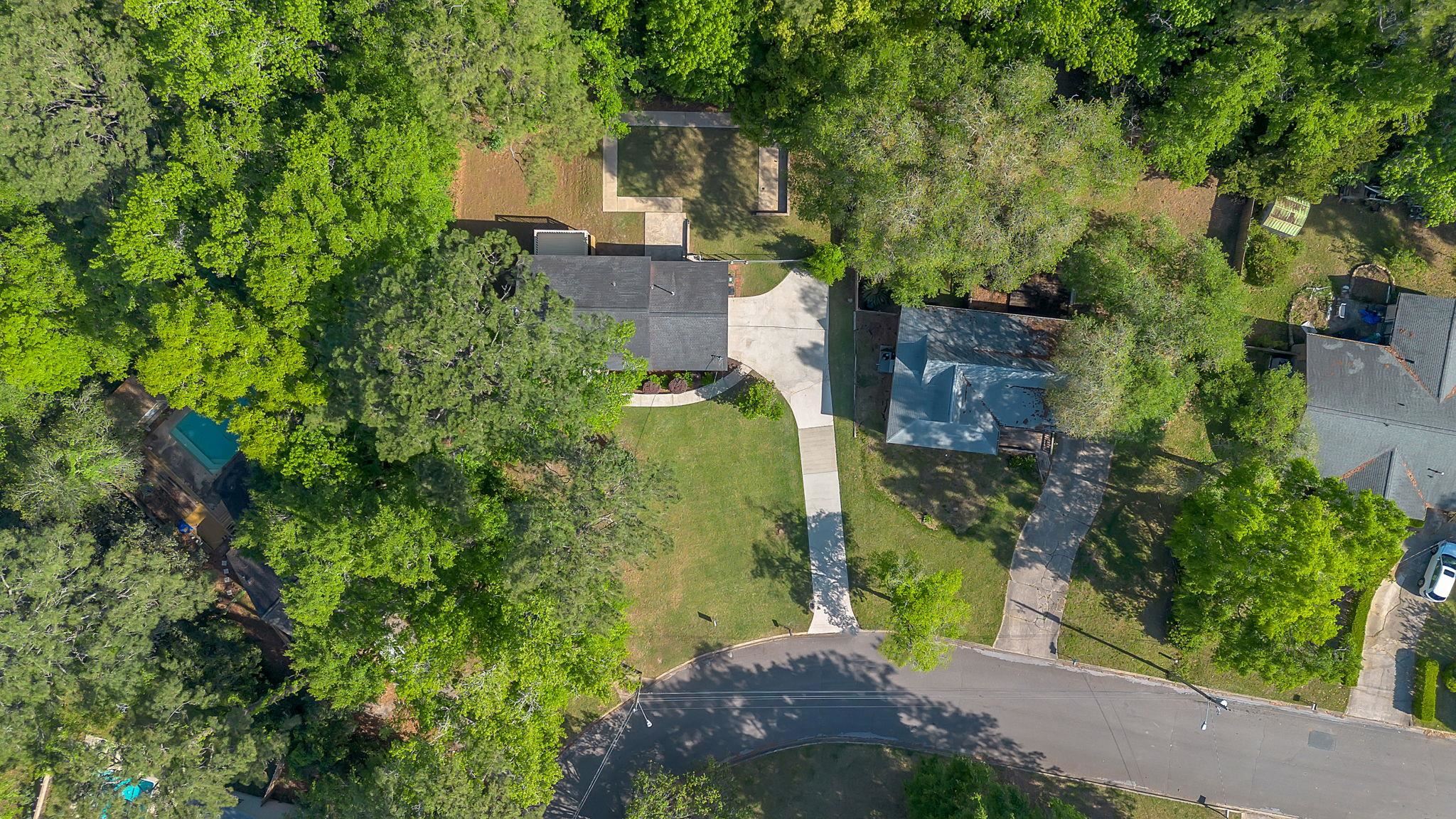 2400 Castletower Road Tallahassee, FL 32301 - Photo 2 of 37