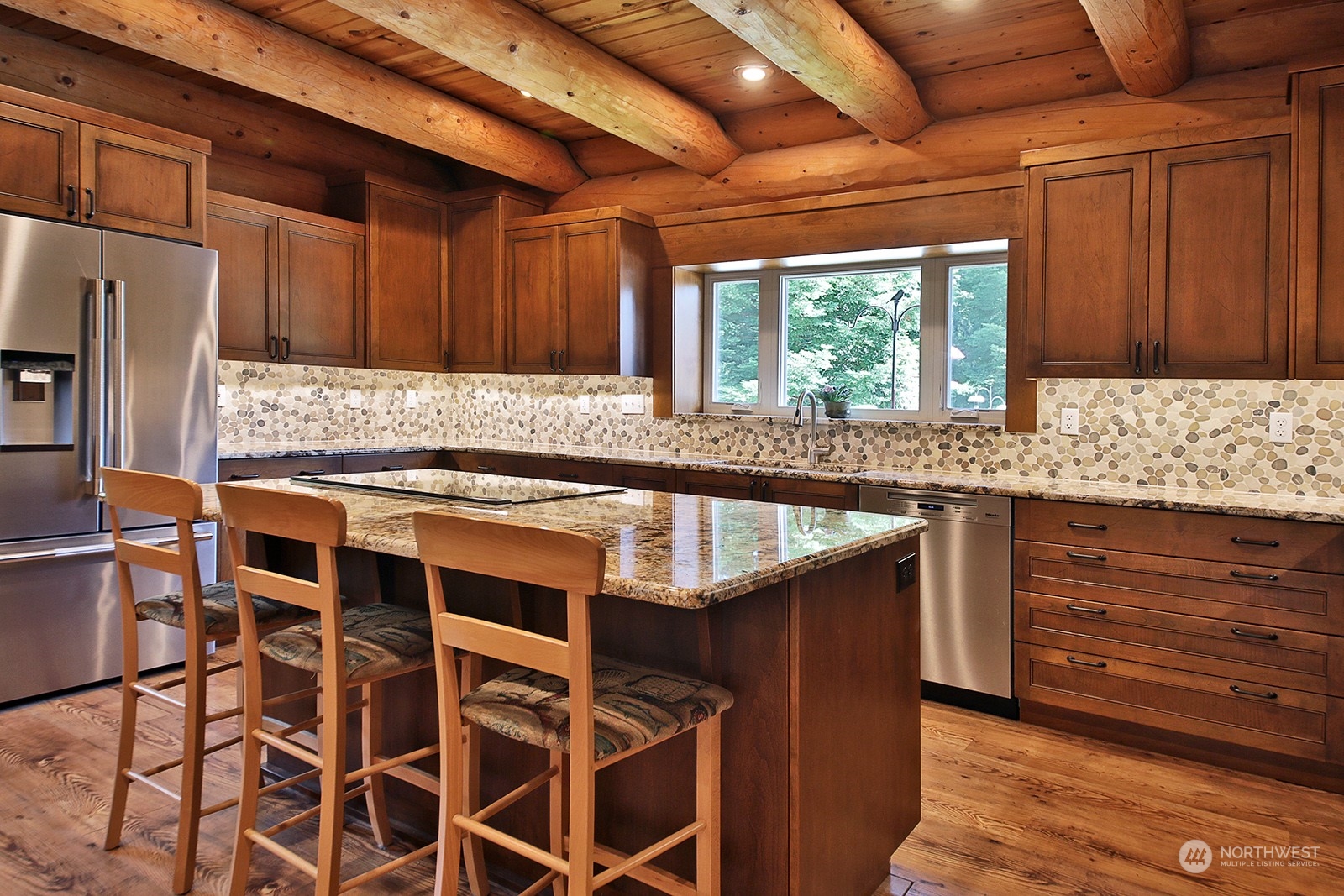 4056 Springwater Lane Clinton, WA 98236 - Photo 12 of 40 Gallery Image 12