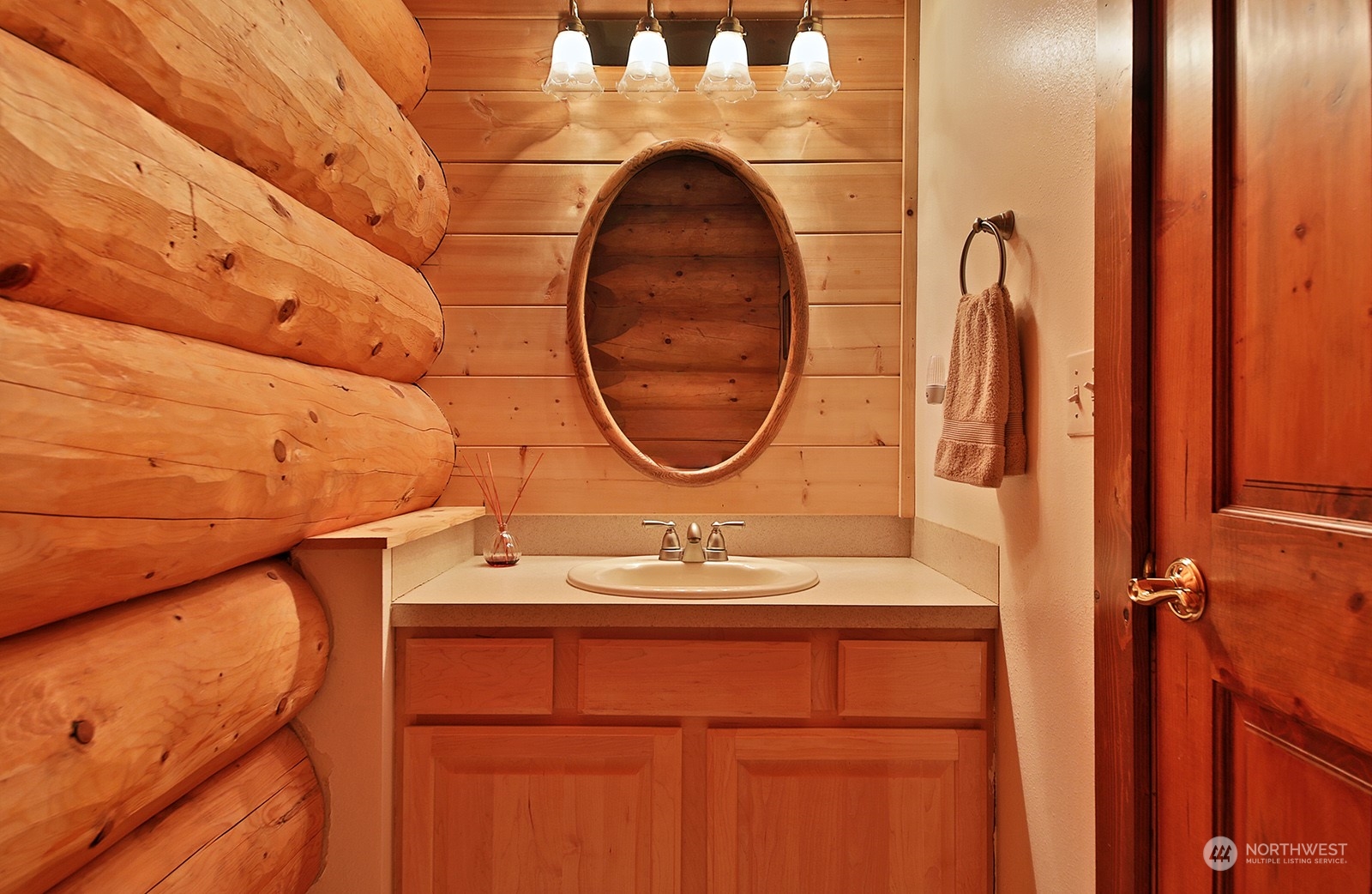 4056 Springwater Lane Clinton, WA 98236 - Photo 17 of 40 Gallery Image 17
