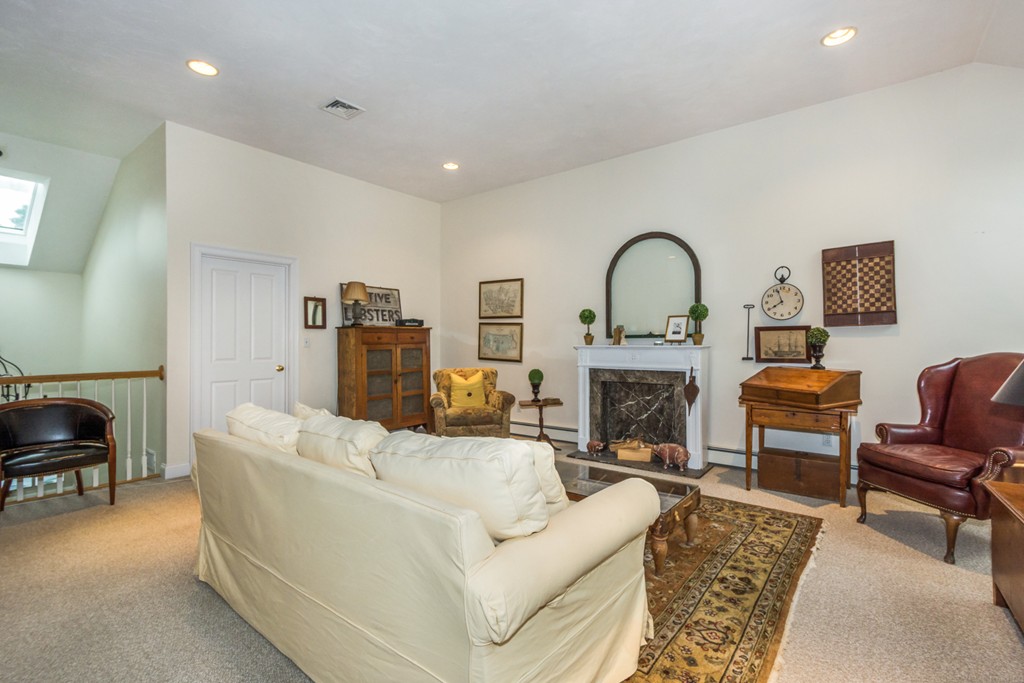 13 Whiting Lane, Unit 13 Hingham, MA 02043 - Photo 14 of 27