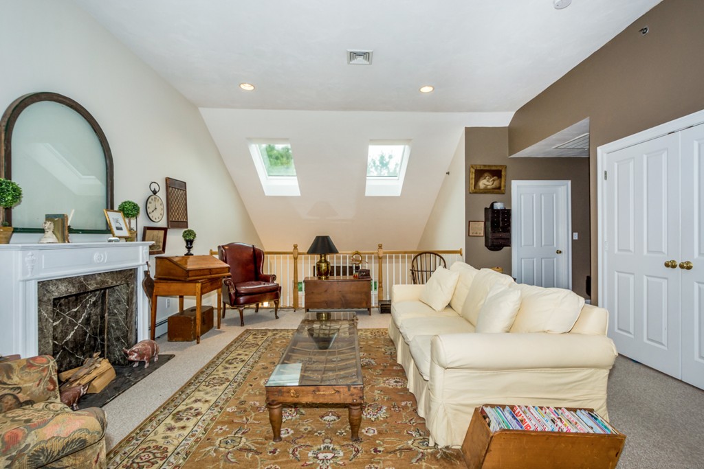 13 Whiting Lane, Unit 13 Hingham, MA 02043 - Photo 15 of 27