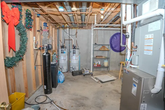 $549,900 | 18 Clarendon Court, Madison, WI 53704