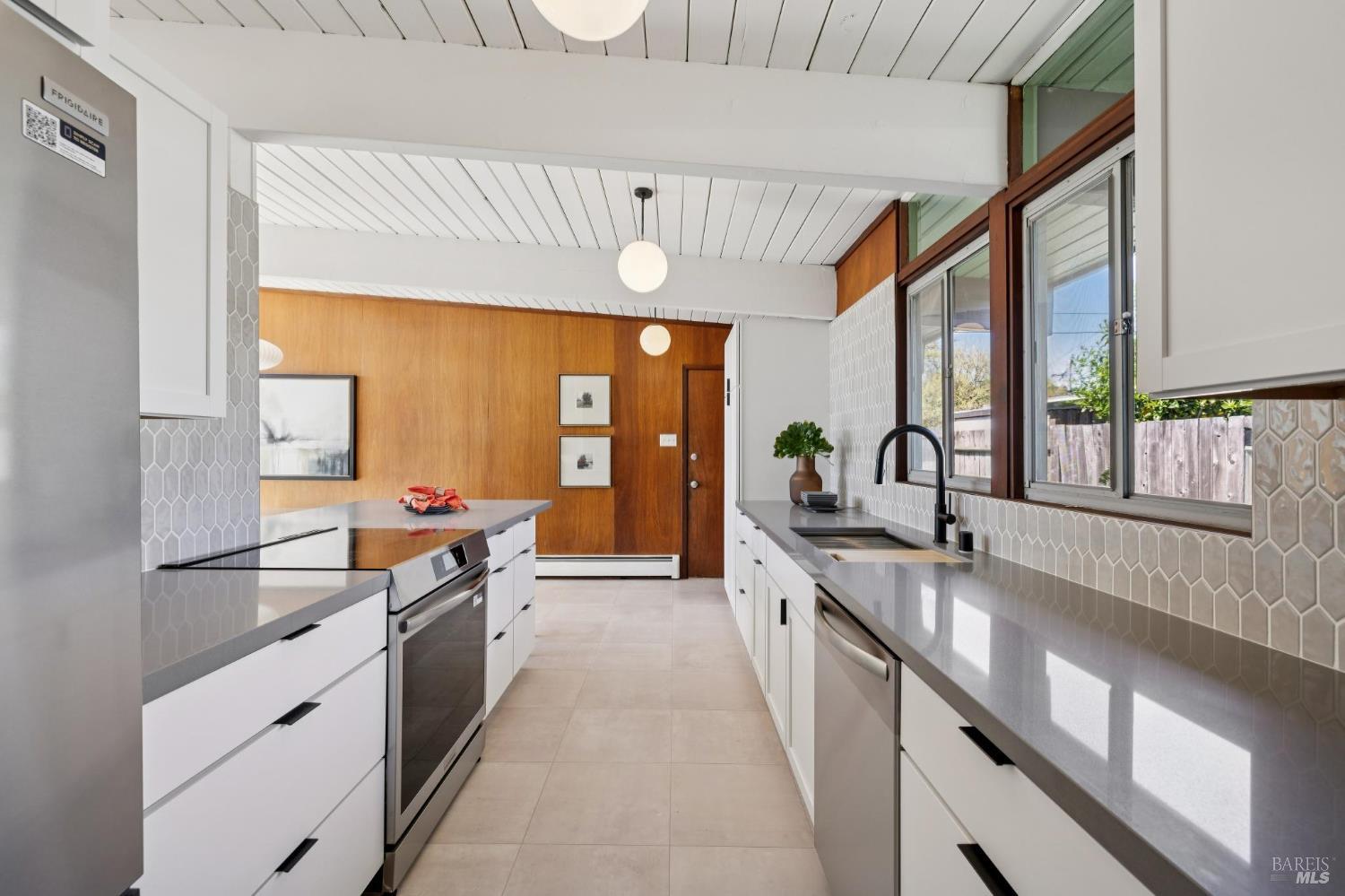 632 Bamboo Terrace San Rafael, CA 94903 - Photo 27 of 42