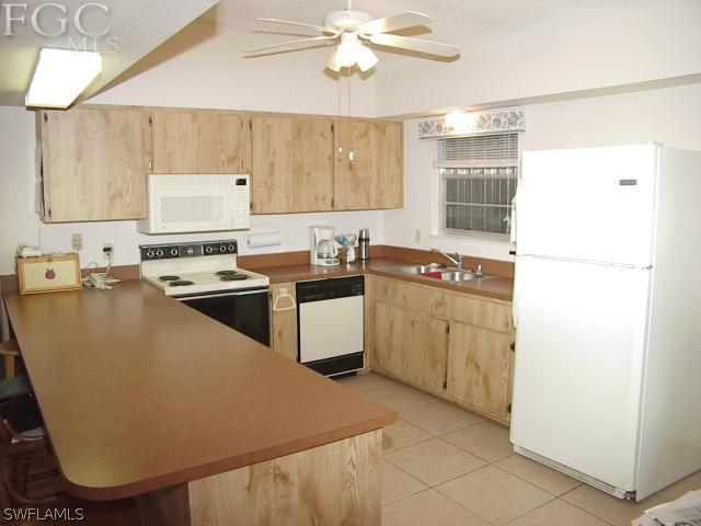 8212 Albatross Road Fort Myers, FL 33967 - Photo 3 of 7 Gallery Image 3