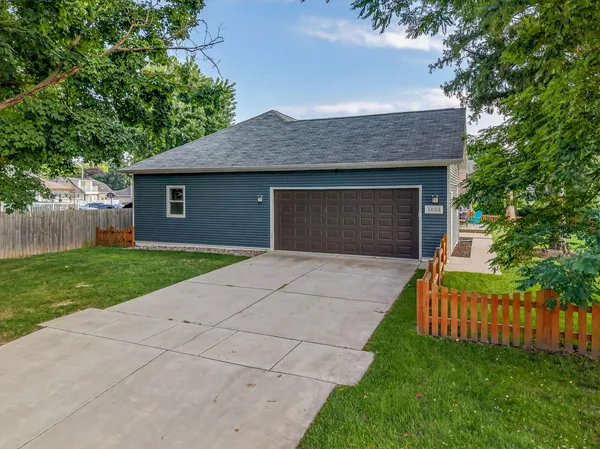 $655,000 | 1030 Wheeler Street, Lake Geneva, WI 53147