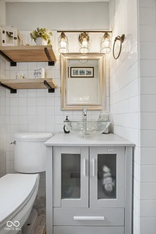 $265,000 | 1969 North Klare Road, Shelbyville, IN 46176