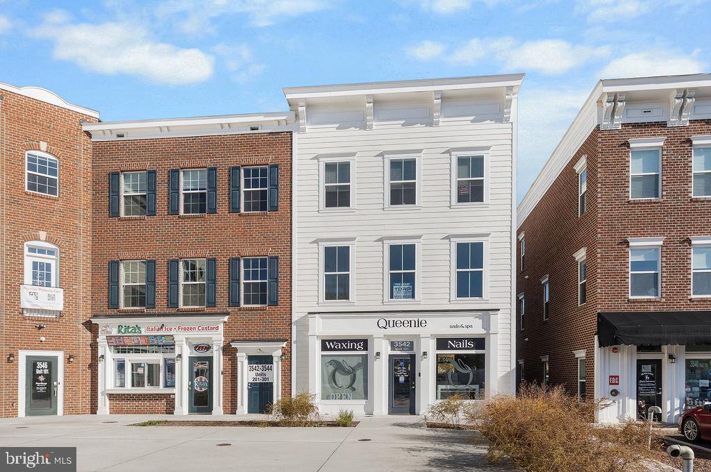 3542 Worthington Boulevard, Unit 301 Frederick, MD 21704 - Photo 18 of 22 a front view of a building
