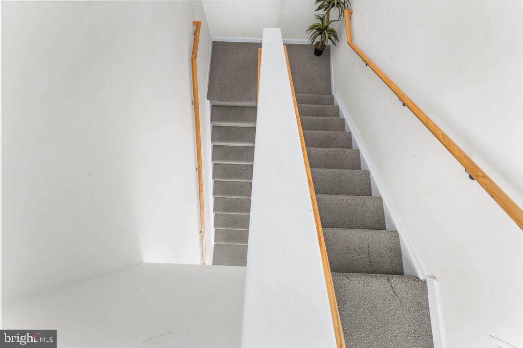 3542 Worthington Boulevard, Unit 301 Frederick, MD 21704 - Photo 3 of 22 a view of entryway