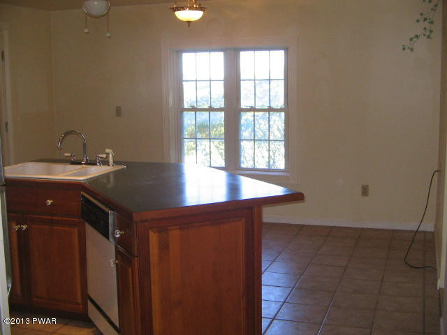 401 Canfield Road Tyler Hill, PA 18469 - Photo 7 of 31 Gallery Image 7