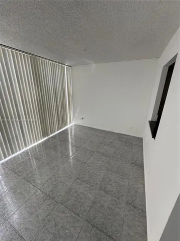 $1,750 | 2101 Atlantic Shores Boulevard, Unit 207, Hallandale Beach, FL 33009