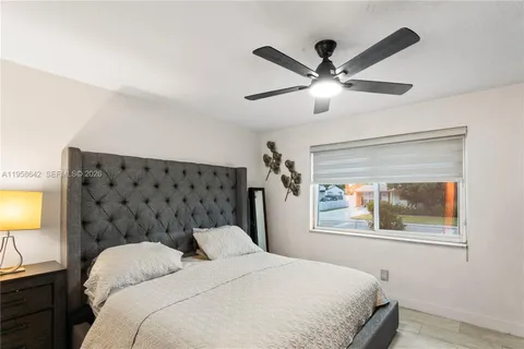 $535,000 | 821 North 73rd Terrace, Hollywood, FL 33024