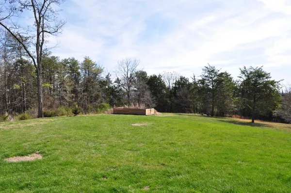 $799,900 | 840 Commerce Road, Staunton, VA 24401