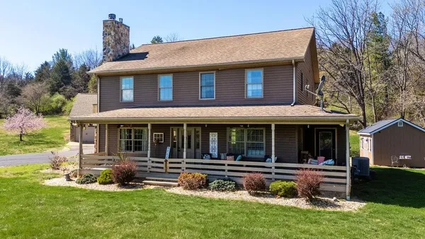 $825,000 | 840 Commerce Road, Staunton, VA 24401